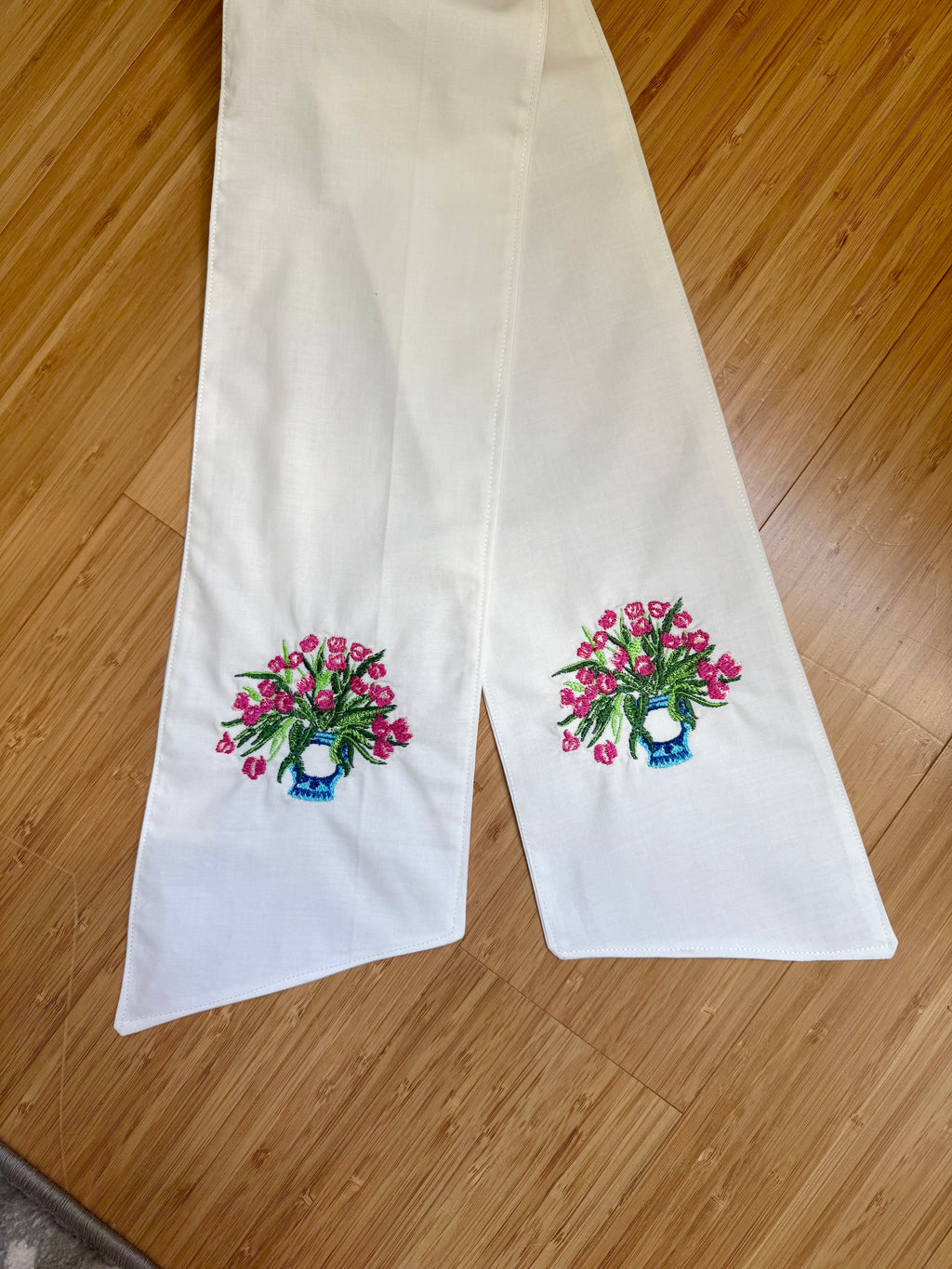 Tulip Jar Wreath Sash